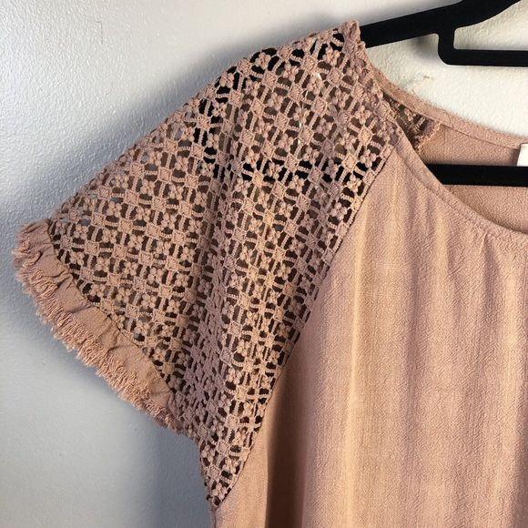 Umgee Top Womens S Eyelet Crochet Sleeve Tunic Blouse Raw Hem Linen Blend Boho - Picture 4 of 10